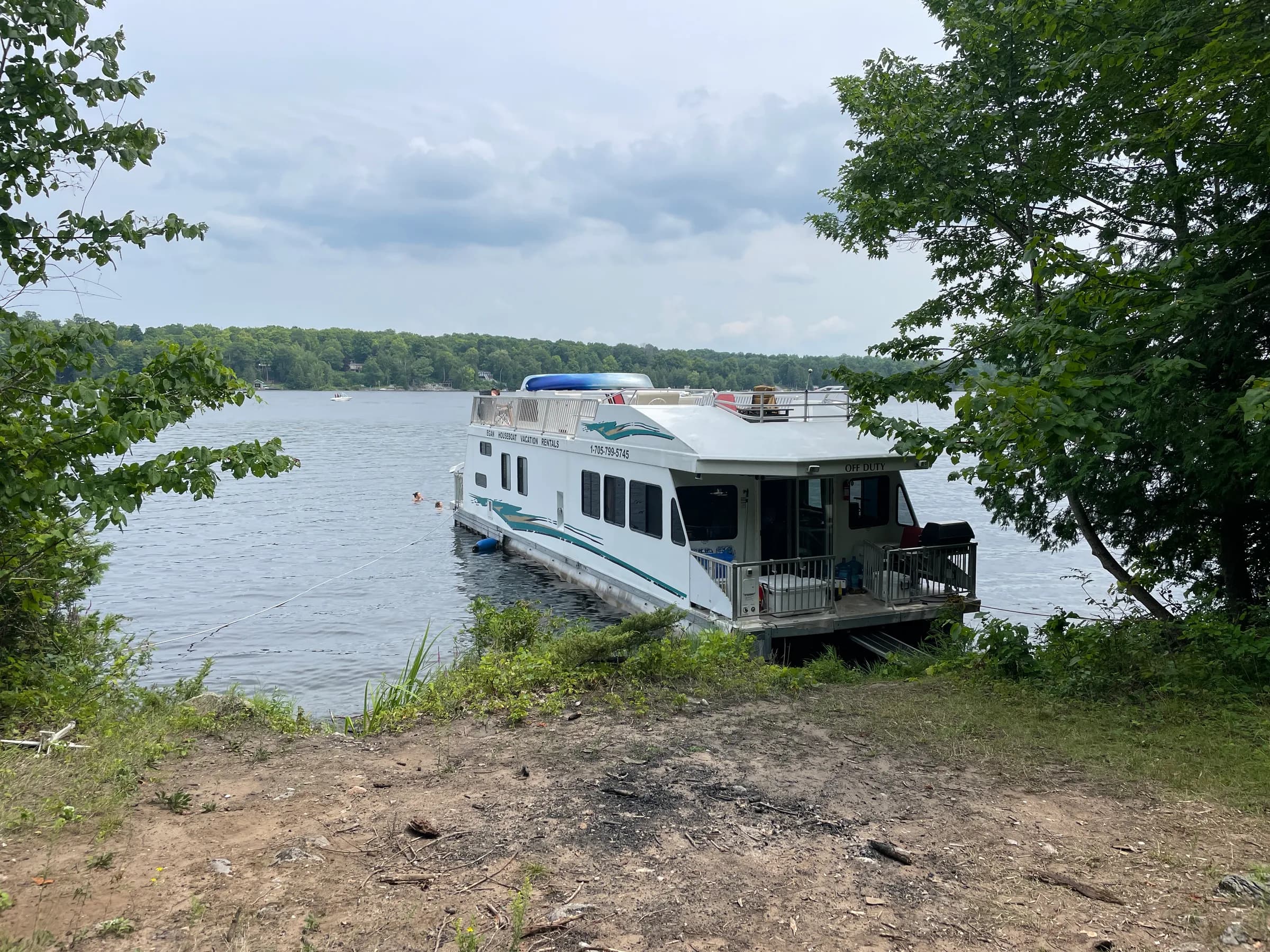 Houseboat vacation 2